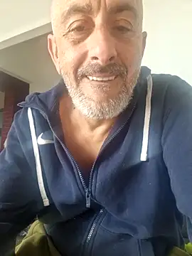 Snapshot of cuci45 chatting on October 8, 2025, 8:16 am cuci45 online show from October 8, 2025, 8:16 am