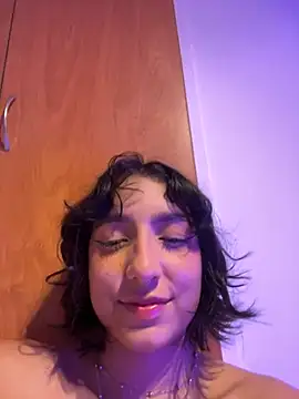 Snapshot of aurora_xoxo chatting on January 6, 2025, 7:52 am aurora xoxo online show from January 6, 2025, 7:52 am