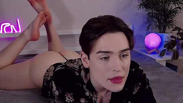 RobbyCharming online show from May 8, 2026, 5:11 am