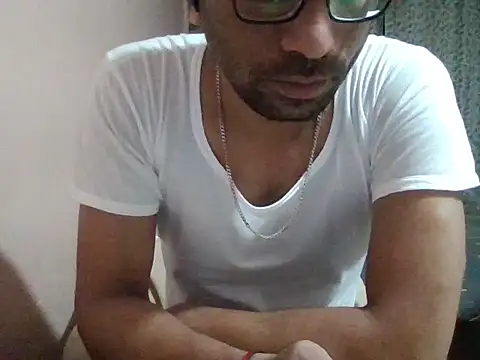 sexx4 online show from December 2, 2025, 5:47 pm