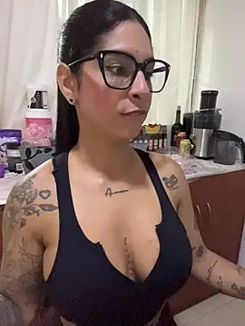 Snapshot of charlotte_stevenss_ chatting on March 3, 2026, 2:35 pm charlotte stevenss online show from March 3, 2026, 2:35 pm