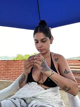 Snapshot of charlotte_stevenss_ chatting on February 8, 2026, 12:25 pm charlotte stevenss online show from February 8, 2026, 12:25 pm