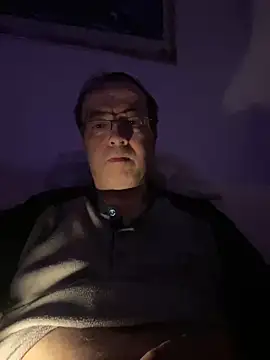 Maxi7hot online show from February 4, 2026, 11:22 pm