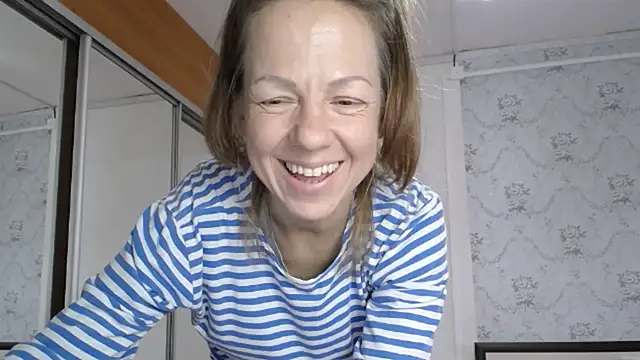 Snapshot of Popppka chatting on October 26, 2025, 1:00 pm Popppka online show from October 26, 2025, 1:00 pm