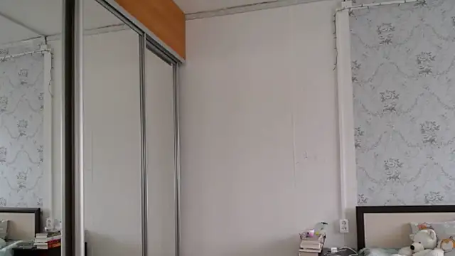 Snapshot of Popppka chatting on March 5, 2026, 12:02 pm Popppka online show from March 5, 2026, 12:02 pm