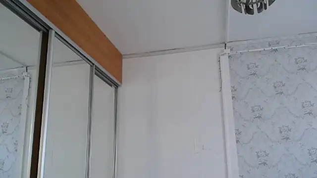 Snapshot of Popppka chatting on February 15, 2026, 12:59 pm Popppka online show from February 15, 2026, 12:59 pm