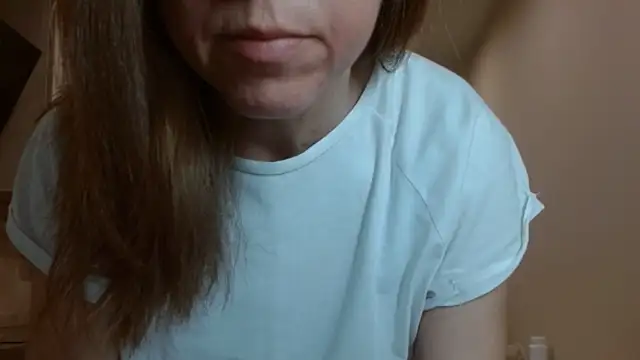 Snapshot of Popppka chatting on December 14, 2024, 7:14 pm Popppka online show from December 14, 2024, 7:14 pm