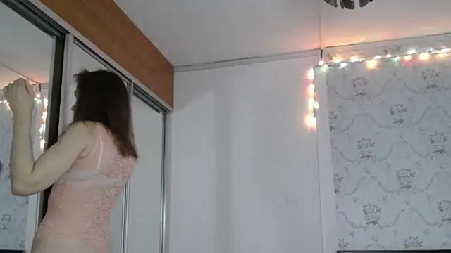 Snapshot of Popppka chatting on February 12, 2026, 2:39 pm Popppka online show from February 12, 2026, 2:39 pm