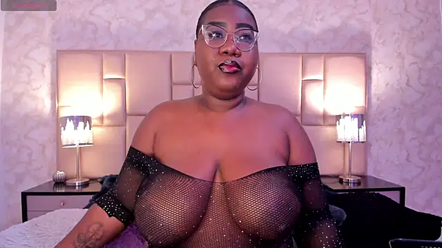 Darnellqueen online show from February 22, 2025, 3:56 am