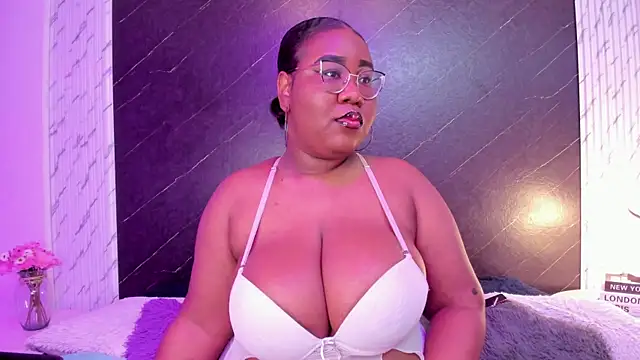 Darnellqueen online show from October 1, 2025, 3:22 am