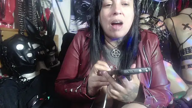 Astartexxx online show from August 3, 2026, 5:59 am