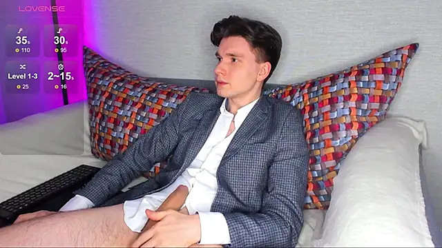 maxboy4 online show from February 19, 2025, 12:03 am