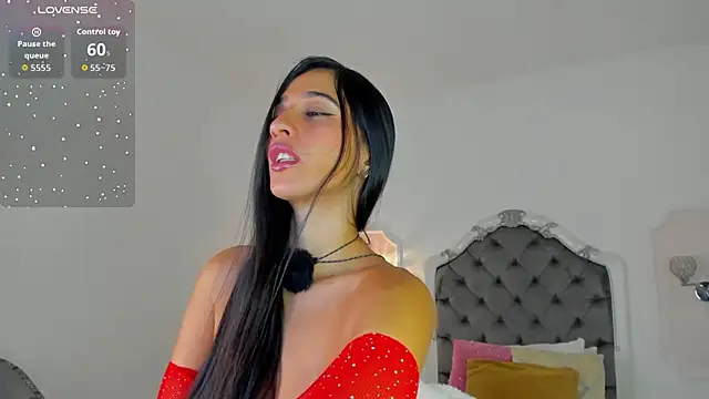 Valentina Ross  online show from June 23, 2026, 11:52 am