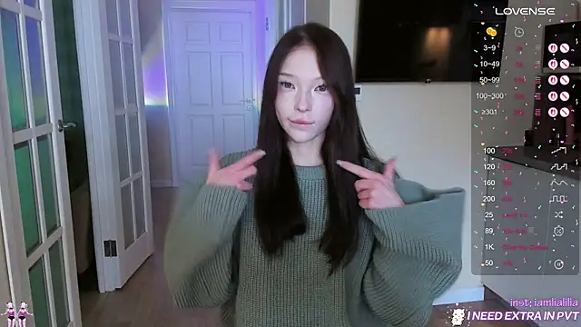 lialiliaa online show from October 14, 2025, 10:16 am