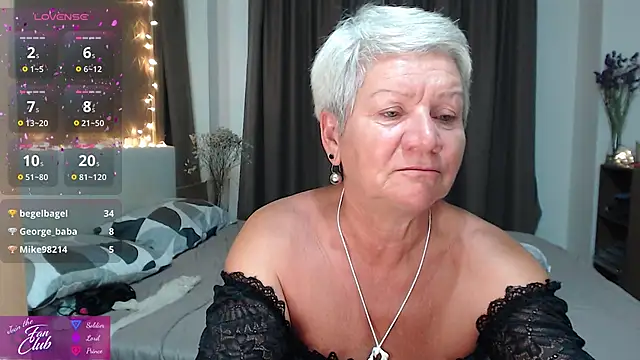 roxana brooks online show from May 5, 2026, 1:58 pm