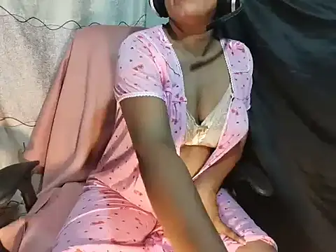 Snapshot of shani-akki chatting on March 21, 2026, 6:23 pm shani-akki online show from March 21, 2026, 6:23 pm