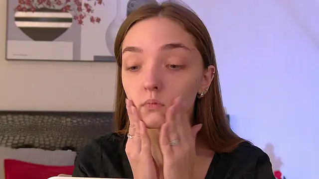 VirginieCruz online show from March 20, 2025, 5:57 am