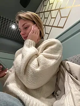 ValenciaShock online show from November 2, 2025, 6:40 am