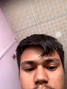 Hullax online show from October 26, 2025, 1:50 am