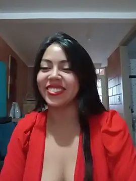 Snapshot of leah_passion chatting on May 27, 2026, 10:50 pm leah passion online show from May 27, 2026, 10:50 pm