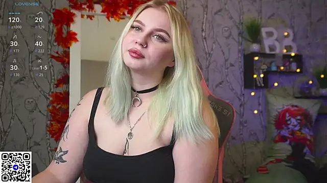 Moon Valkyrie online show from October 13, 2025, 9:33 am