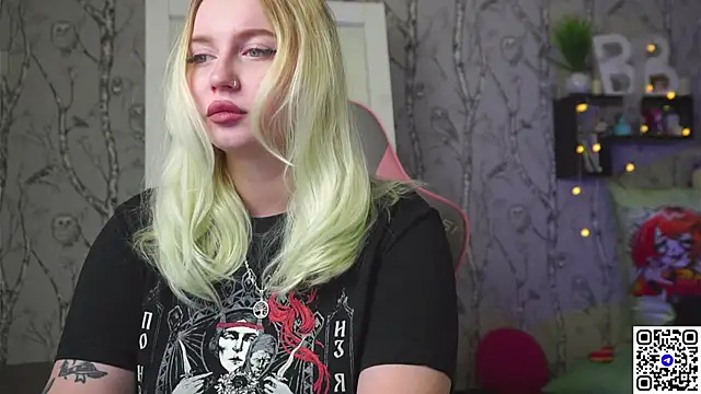 Moon Valkyrie online show from January 6, 2026, 9:02 am