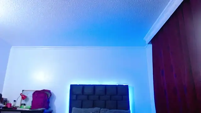 VALERY MEER online show from September 10, 2025, 1:37 am