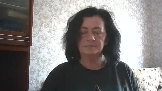 GypsiQueen2 online show from July 5, 2026, 8:32 am