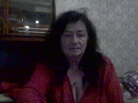 Snapshot of GypsiQueen2 chatting on March 22, 2025, 6:03 pm GypsiQueen2 online show from March 22, 2025, 6:03 pm