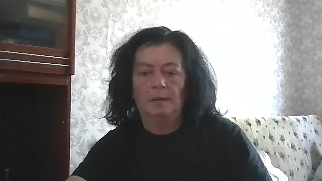 GypsiQueen2 online show from June 28, 2026, 6:09 am