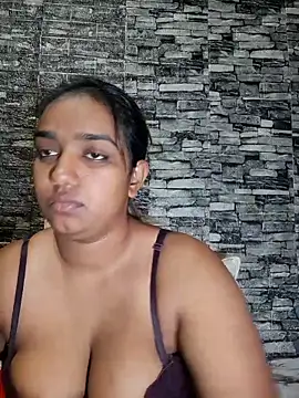 Xindias fantasyX online show from October 17, 2025, 6:32 pm