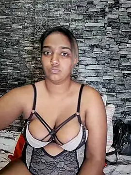 Xindias fantasyX online show from September 11, 2025, 7:36 pm