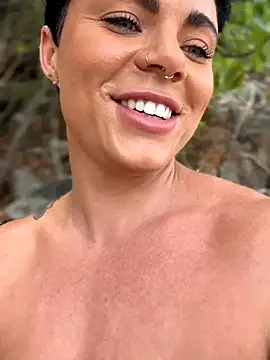 LukeLouHarvey online show from September 24, 2025, 4:19 am