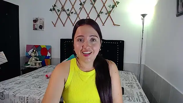 naughty girl 4u online show from June 25, 2026, 7:08 pm