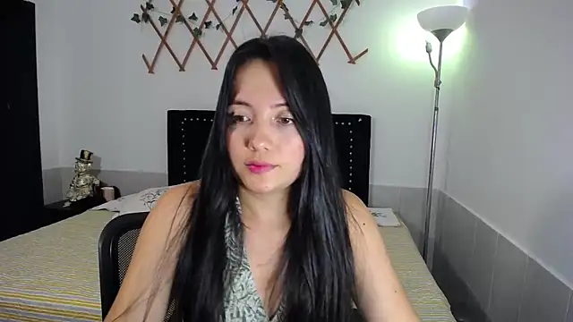 naughty girl 4u online show from March 11, 2026, 8:25 pm