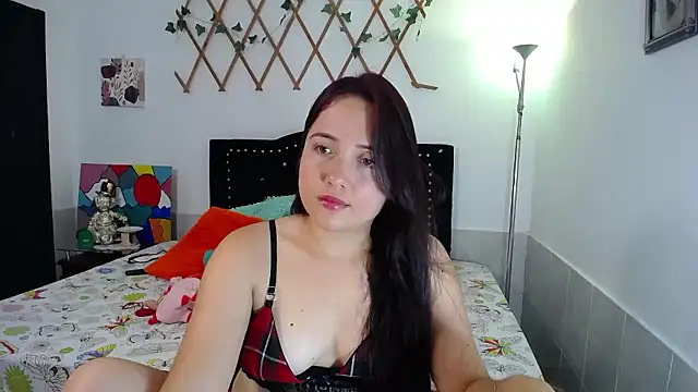 naughty girl 4u online show from June 16, 2026, 8:31 pm