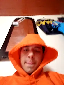 Snapshot of Triplex_Coolness chatting on September 22, 2025, 5:52 pm Triplex Coolness online show from September 22, 2025, 5:52 pm