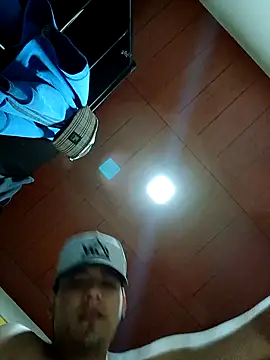 Snapshot of Triplex_Coolness chatting on September 17, 2025, 3:30 am Triplex Coolness online show from September 17, 2025, 3:30 am