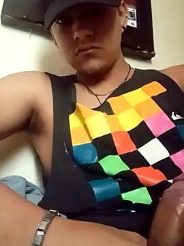 Snapshot of Triplex_Coolness chatting on September 11, 2025, 1:44 pm Triplex Coolness online show from September 11, 2025, 1:44 pm