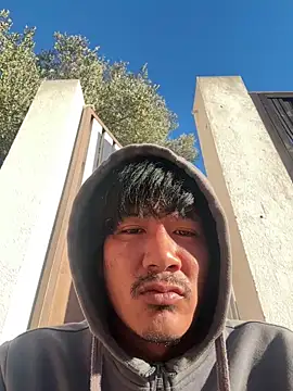 juniiorre online show from October 6, 2025, 7:20 am