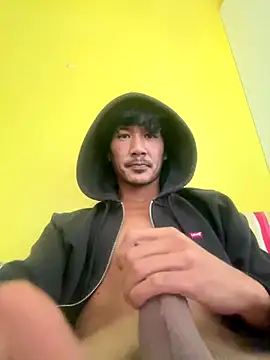 juniiorre online show from September 29, 2025, 11:49 am