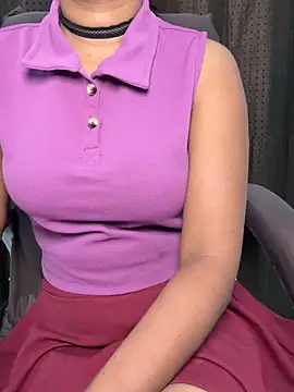 SCHOOL Girl 0 online show from April 7, 2026, 1:51 am