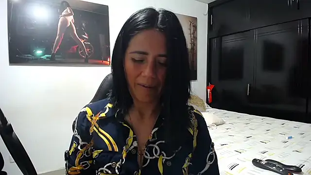 Snapshot of sharoon_cheerry chatting on February 19, 2026, 5:54 pm sharoon cheerry online show from February 19, 2026, 5:54 pm