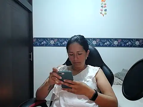 sharoon cheerry online show from September 10, 2025, 9:52 am