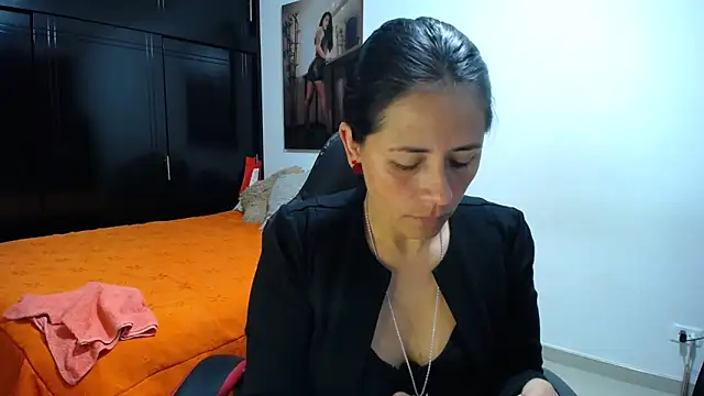 Snapshot of sharoon_cheerry chatting on February 12, 2026, 1:44 pm sharoon cheerry online show from February 12, 2026, 1:44 pm