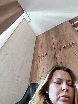 Lovers  Annn online show from June 6, 2026, 5:34 am
