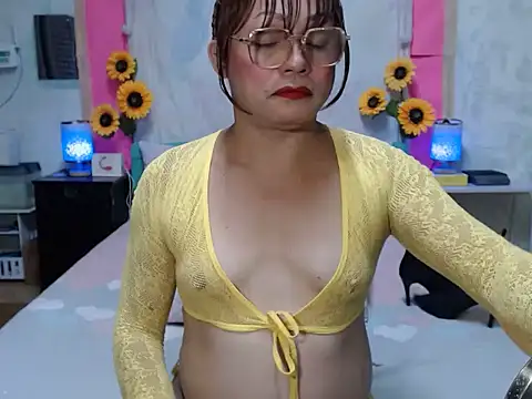 UrAsianPrincessDanie online show from July 5, 2026, 7:54 pm