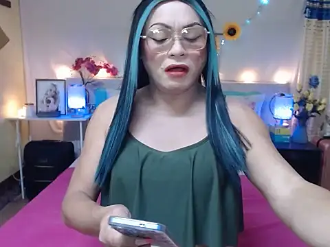UrAsianPrincessDanie online show from July 24, 2026, 7:10 pm