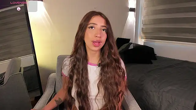 MERIDA TAYLOR online show from July 28, 2026, 5:34 pm
