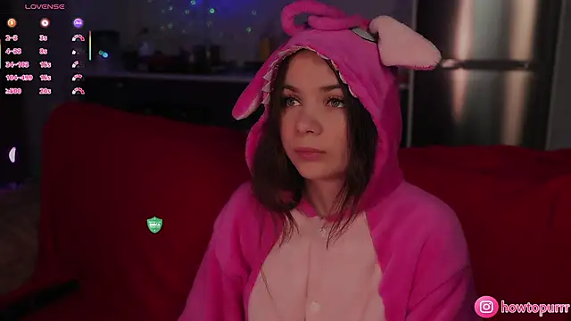 How2Meow online show from December 16, 2025, 5:06 pm